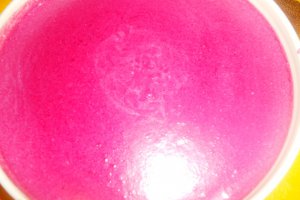 Tort cu fructe de padure