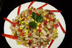 Salata de fasole cu nuca