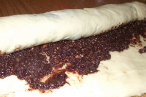 Cozonac cu crema de nuca