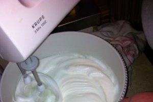 Prajitura Oana, cu crema caramel si nuca