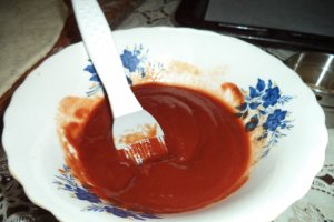Saratele cu ketchup si busuioc