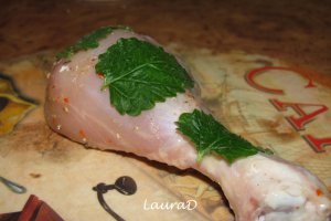Pulpe de pui cu prosciutto, lamaita si fasole alba