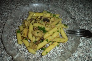 Penne cu piept de pui si ciuperci