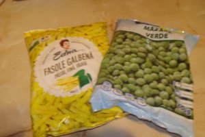 Ciorba de legume cu tacamuri si aripioare