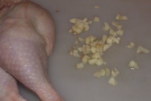 Pollo alla pizzaiola (Pui in sos de rosii)