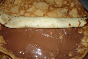 Clatite cu iaurt si Nutella