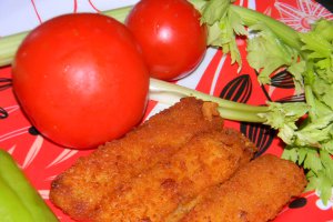 Salata cu fish-fingers