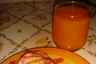 Sandwich cald cu parmezan si sunca de praga!