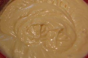 Prajitura cu crema de vanilie si frisca