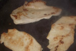 Piept de pui cu cascaval