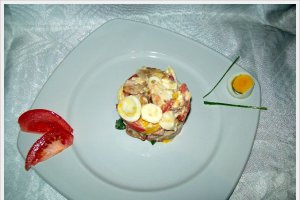 Salata cu cotlet de porc