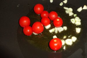 Paste cu ton