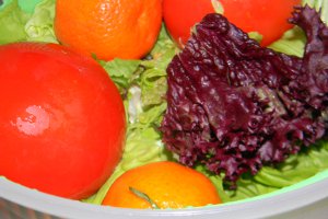 Salata cu ton , creveti si citrice