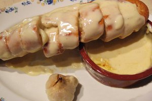 Bagheta crocanta cu usturoi copt si branza fondue