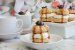 Prajiturele cu foietaj, crema de vanilie si topping de dulceata de nuci verzi cu scortisoara-2