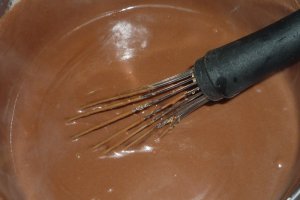 Chec de biscuiti cu ciocolata