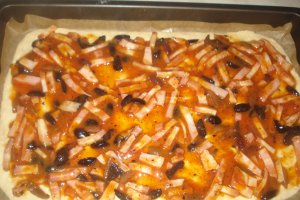 Pizza cu afumatura