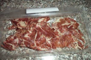 Ciorba de prosciuto cu linte si ciuperci