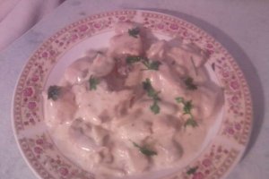 Piept de pui cu smantana si ciuperci