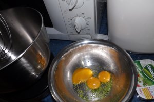 Sufleu de branza cu sos de mure