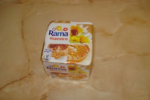 Aperitiv cornulete sarate cu Ceva Fin de la Delaco