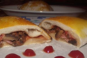 Pizza Calzone