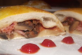 Pizza Calzone