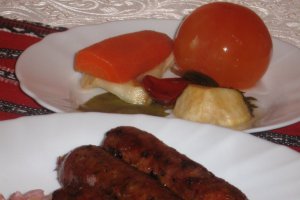 Carnati cu muraturi si varza acra