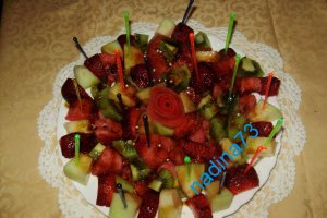 Salata de fructe cu caramel