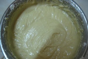 Prajitura cu nuca de cocos si crema de vanilie