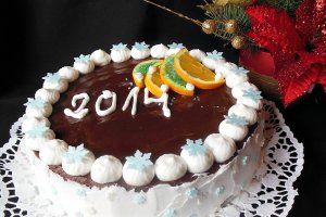 Tort cu crema de lime si fructe de padure