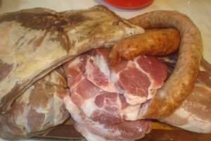 Friptura din ''porcarii'' afumate si proaspete
