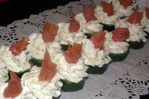 Aperitive cu somon