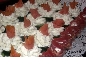 Aperitive cu somon