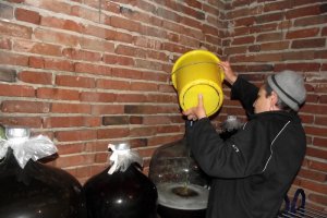 Vin facut in casa