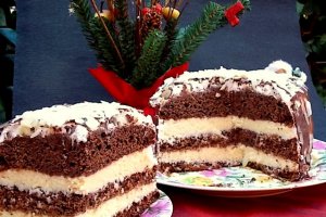 Tort cu crema de nuca de cocos