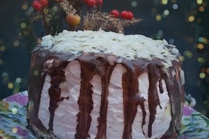 Tort cu crema de nuca de cocos