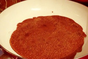 Clatite de cacao cu crema