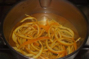 Tort de portocale si ciocolata