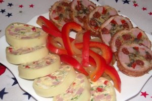 Rulada de carne, cu legume si cascaval