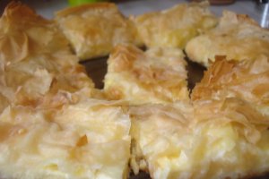 Placinta cu branza de oaie si smantana
