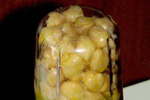 Hummus cu avocado