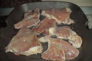 Gratar de porc pe tigaie grill