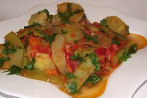 Tocanita de dovlecel cu fasole verde
