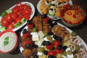 Rulada cu fructe confiate