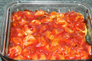 Tortellini cu prosciutto in sos dulce acrisor