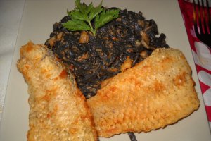 Paste cu cerneala de sepie si ciuperci