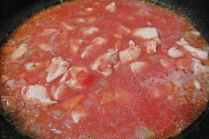 Paste cu pui si legume