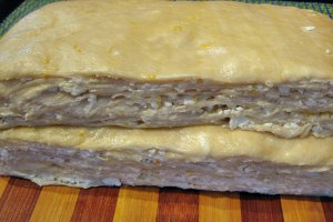 Aluat de foietaj cu branza sarata