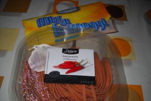 Chiftelute cu garnitura de paste